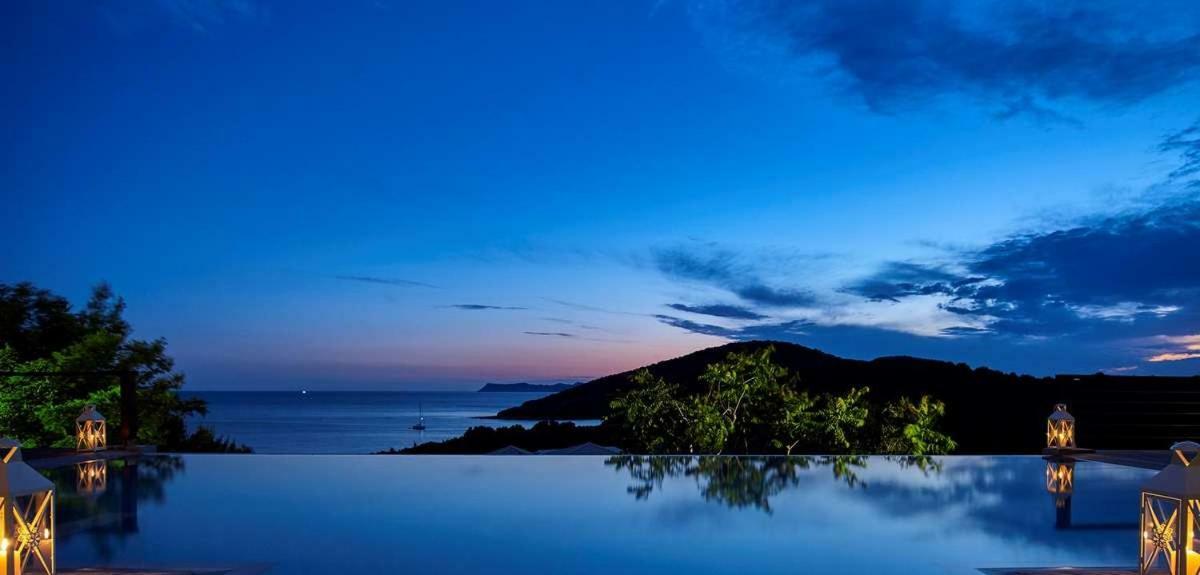 איגומניטסה Villa Ioli- Beachfront Luxury Residence מראה חיצוני תמונה