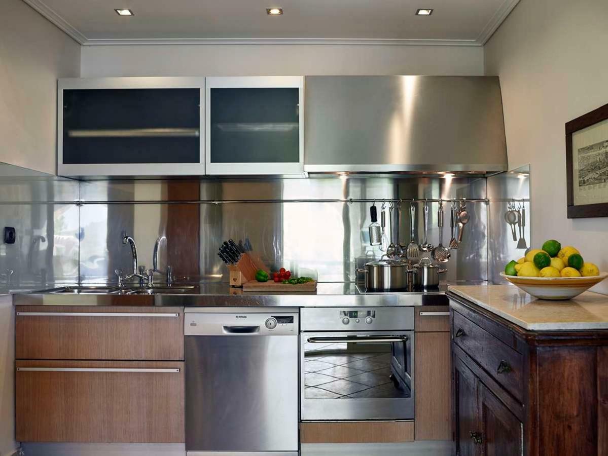 איגומניטסה Villa Ioli- Beachfront Luxury Residence מראה חיצוני תמונה